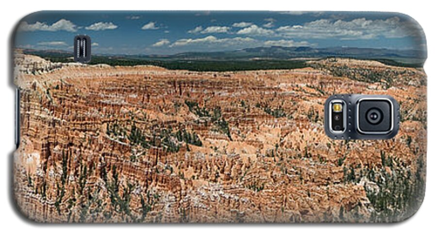 Bryce Galaxy S5 Case featuring the photograph Bryce Canyon Panaramic by Larry Carr