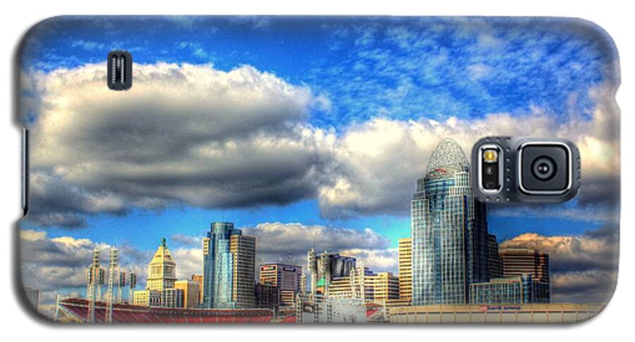 Cincinnati Galaxy S5 Case featuring the photograph Cincinnati Skyline 2012 - 2 by Jeremy Lankford