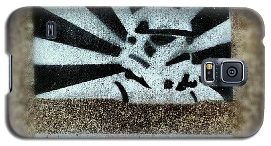 Igaddict Galaxy S5 Case featuring the photograph Collinwood Graffiti by Natalia D
