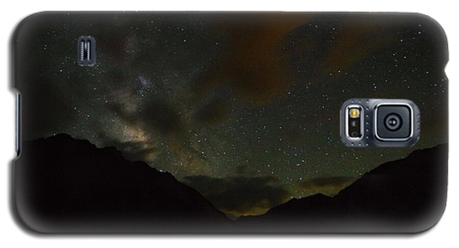 Convict Lake Galaxy S5 Case featuring the photograph Convict Lake Milky Way Galaxy by Scott McGuire