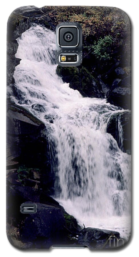 Water Fall Galaxy S5 Case featuring the photograph Cool Clear Waters by Sharon Elliott