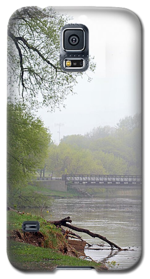 Pikes Creek Galaxy S5 Case featuring the photograph Early Spring Morning Fog by Kay Novy