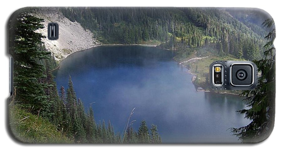 Eunice Lake Galaxy S5 Case featuring the photograph Eunice Lake by Charles Robinson