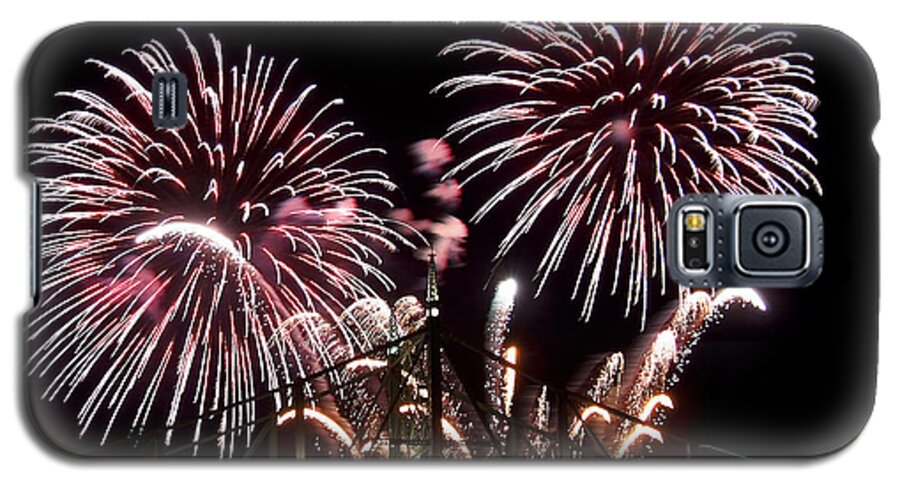 Fireworks Galaxy S5 Case featuring the photograph Fireworks by Michael Dorn