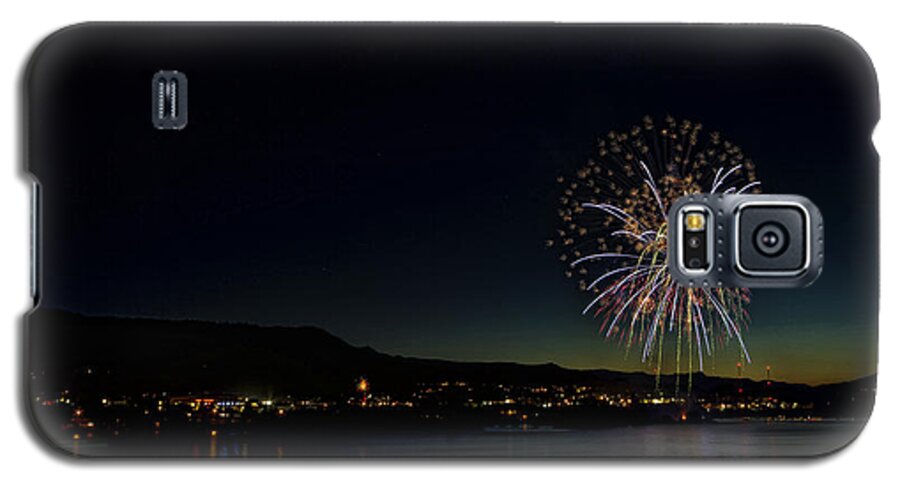 Hdr Galaxy S5 Case featuring the photograph Fireworks on the River by Brad Granger