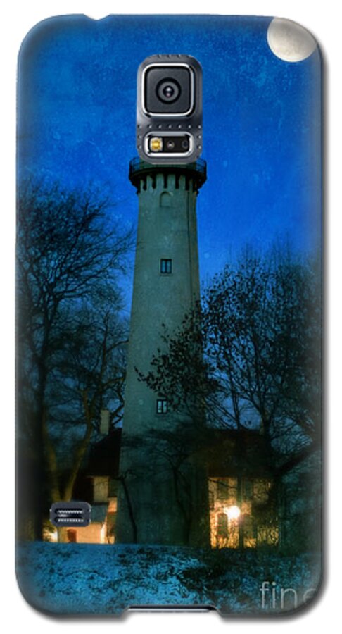 Grosse Point Lighthouse Galaxy S5 Case featuring the photograph Grosse Point Lighthouse Before Dawn by Jill Battaglia
