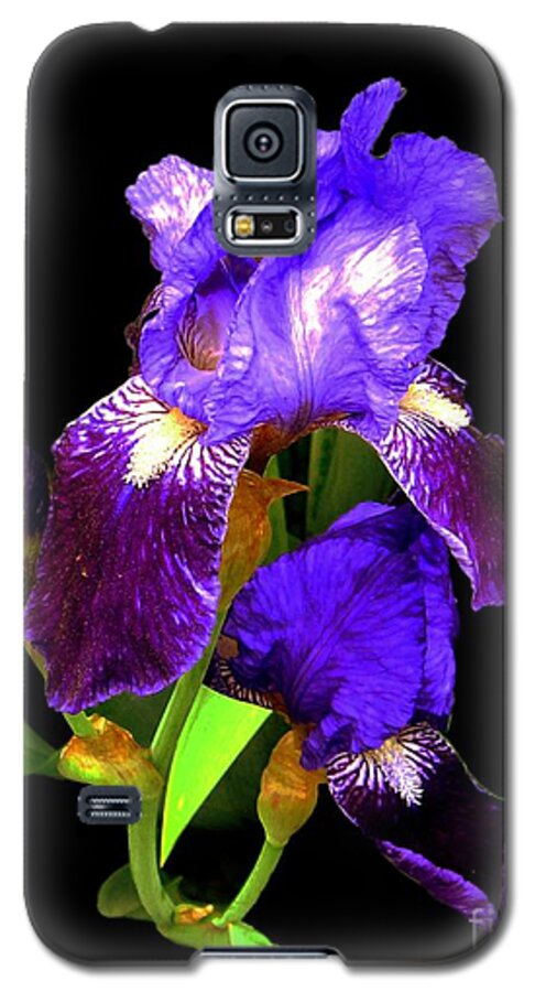 Iris Galaxy S5 Case featuring the digital art Iris on Black by Dale  Ford