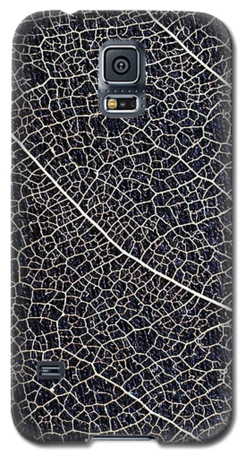  Fine Art America Galaxy S5 Case featuring the photograph Lace Leaf 5 by Jennifer Bright Burr