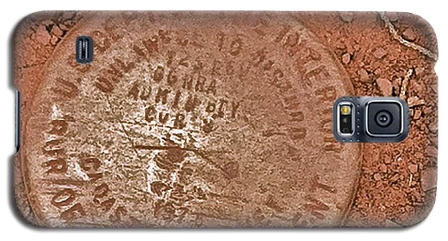 Us Dept. Of The Interior Galaxy S5 Case featuring the photograph Land Survey Marker by Bill Owen