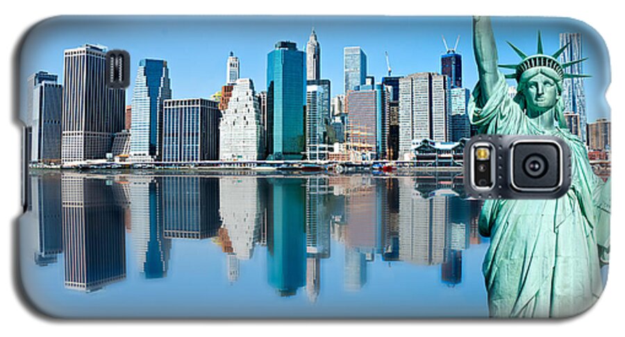 America Galaxy S5 Case featuring the photograph Manhattan Liberty by Luciano Mortula