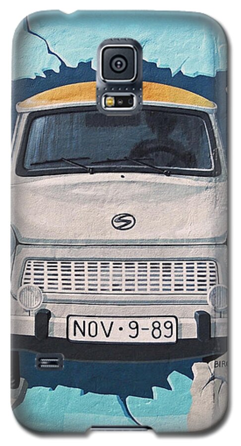 Europe Galaxy S5 Case featuring the photograph Nov-09-1989 by Juergen Weiss