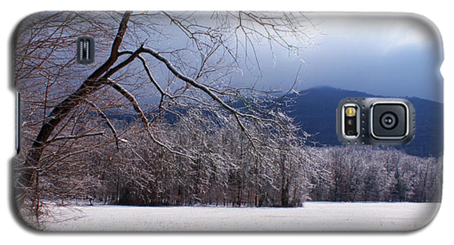Snow Galaxy S5 Case featuring the photograph Snow and Ice by Paul Mashburn