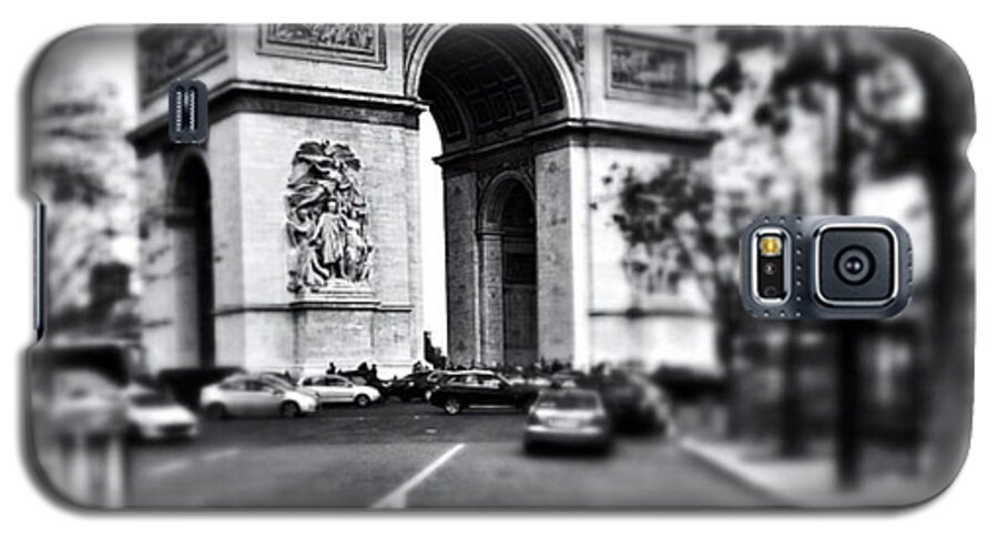 Blackandwhite Galaxy S5 Case featuring the photograph #today #paris #monument #bnw #monotone by Ritchie Garrod