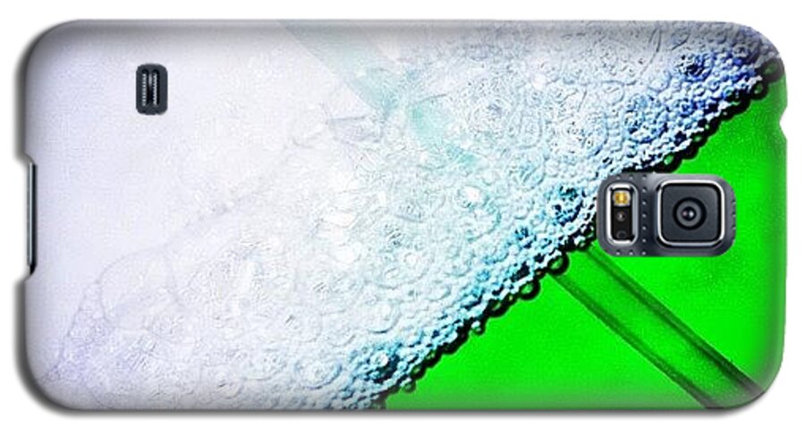 Liquid Galaxy S5 Case featuring the photograph Wild Green Fiendy Liquid by Mark B