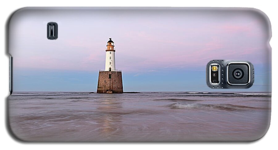 Rattray Head Lighthouse Galaxy S5 Case featuring the photograph Lighthouse Sunset #2 by Grant Glendinning
