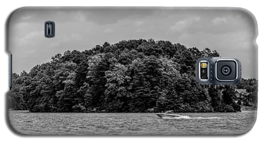 Toxaway Galaxy S5 Case featuring the photograph Relaxing On Lake Keowee In South Carolina by Alex Grichenko