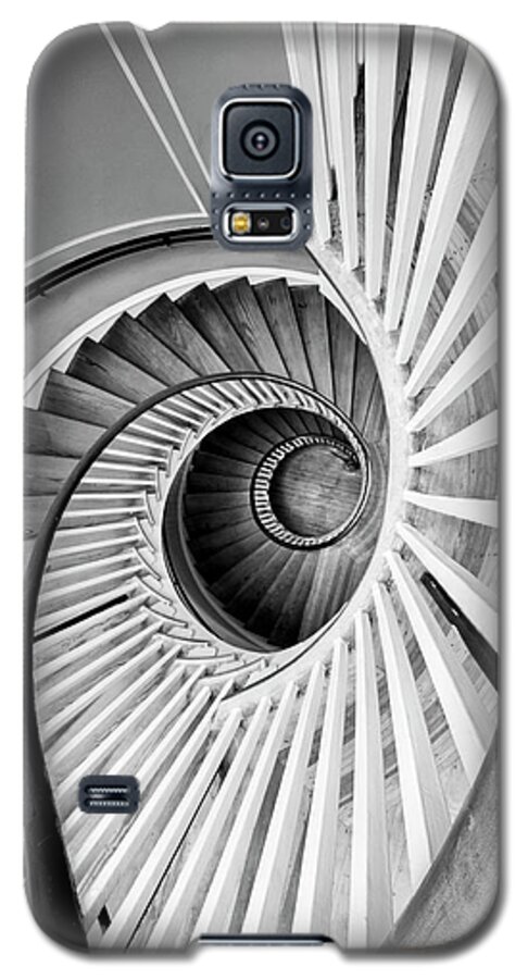 Spiral Staircase Galaxy S5 Case featuring the photograph Spiral Staircase Lowndes Grove #1 by Dustin K Ryan