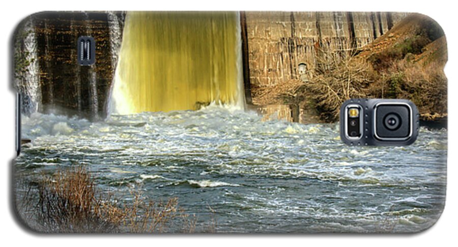 Dam Galaxy S5 Case featuring the photograph Spring Flow #1 by Robert Bales