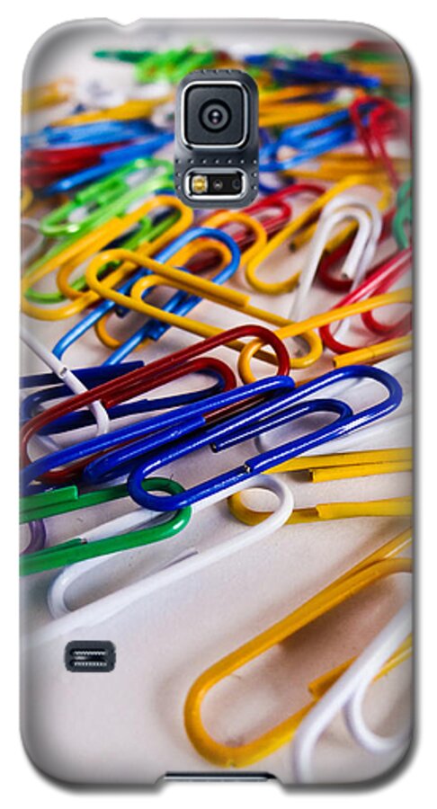 One Hundred Galaxy S5 Case featuring the photograph 100 Paperclips by Julia Wilcox