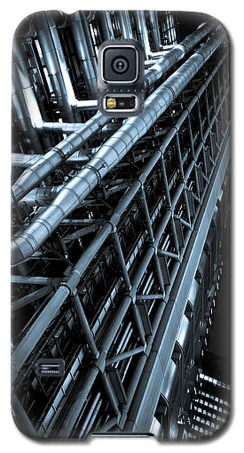 Lloyd's Galaxy S5 Case featuring the photograph Lloyd's Building London #102 by David Pyatt