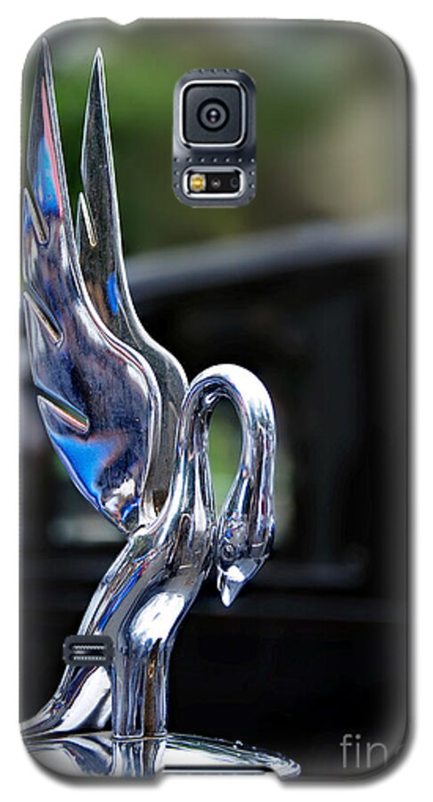 Photography Galaxy S5 Case featuring the photograph 1934 Packard Eight - Hood Ornament by Kaye Menner