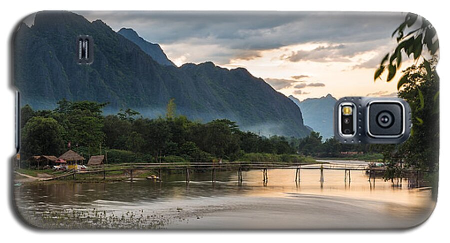 Vang Vieng Galaxy S5 Case featuring the photograph Sunset over Vang Vieng river in Laos #2 by Didier Marti