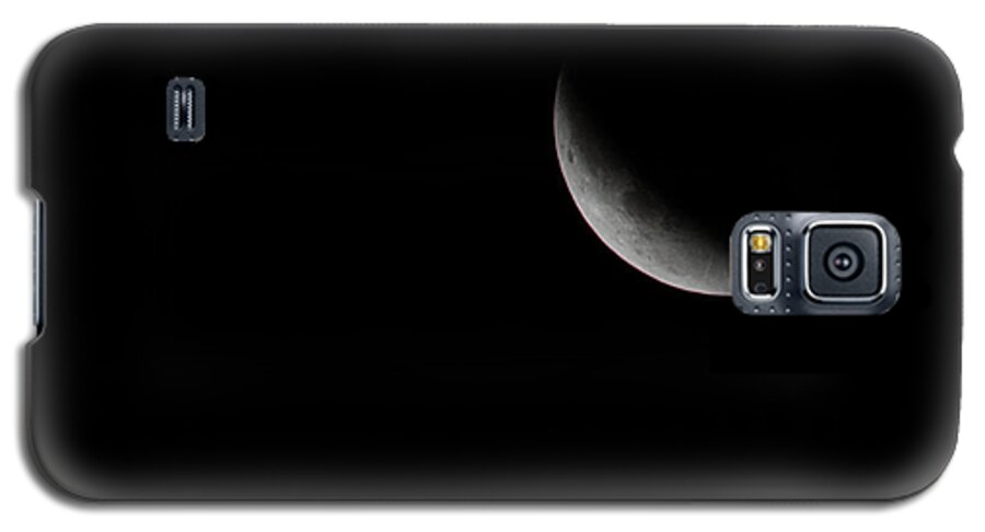 Terry D Photography Galaxy S5 Case featuring the photograph 2015 Harvest Moon Eclipse 1 by Terry DeLuco