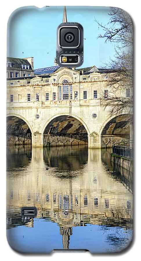 Pulteney Bridge Galaxy S5 Case featuring the photograph Pulteney Bridge, Bath #4 by Colin Rayner
