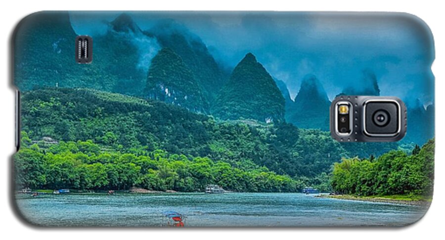 Scenery Galaxy S5 Case featuring the photograph Karst mountains and Lijiang River scenery #57 by Carl Ning