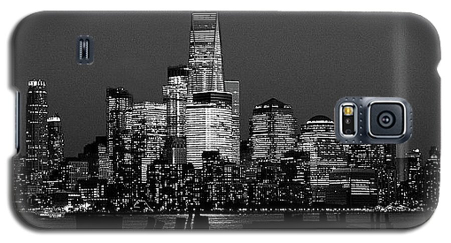 New York City Galaxy S5 Case featuring the photograph Freedom by Daniel Carvalho