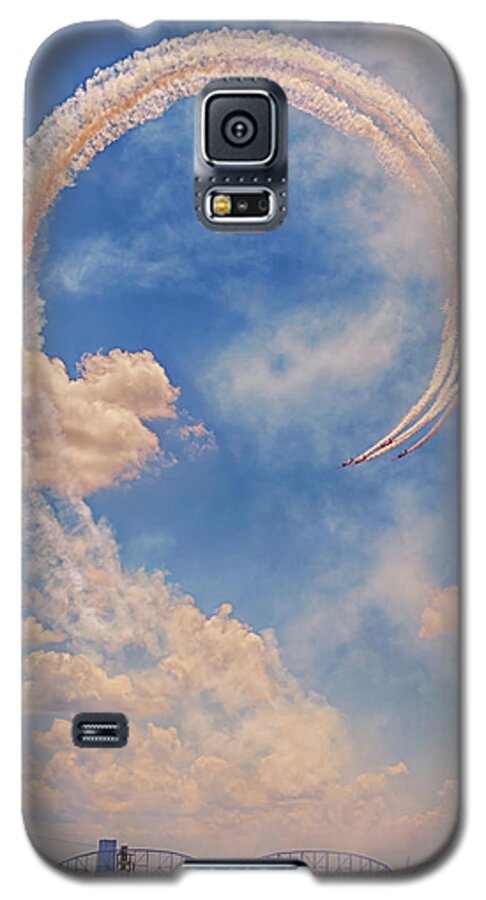 Aeroshell Galaxy S5 Case featuring the photograph Airshow at the Lou by Susan Rissi Tregoning