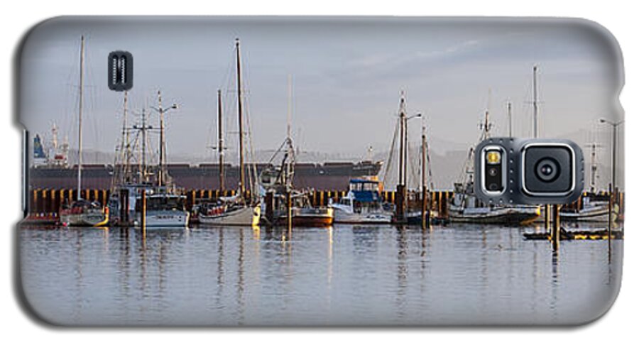 Ships Galaxy S5 Case featuring the photograph All Ships Big and Small by Chuck Flewelling