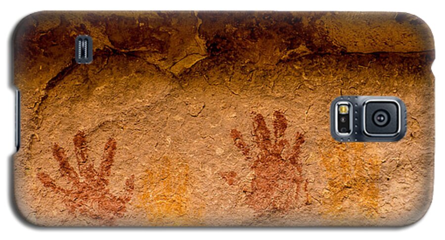 Anasazi Galaxy S5 Case featuring the photograph Anasazi Painted Handprints - Utah by Gary Whitton