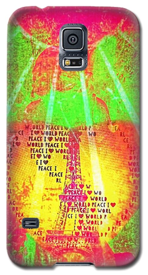 Ange De Paix Mondiale Galaxy S5 Case featuring the photograph Ange de paix mondiale by Christine Paris