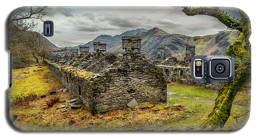 Llanberis Galaxy S5 Case featuring the photograph Anglesey Barracks by Adrian Evans