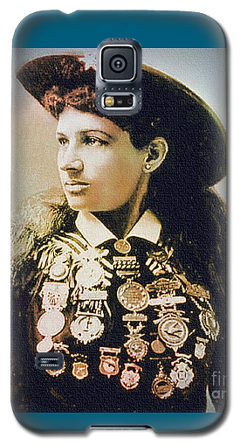 Annie Oakley Galaxy S5 Case featuring the painting Annie Oakley - Shooting Legend by Ian Gledhill