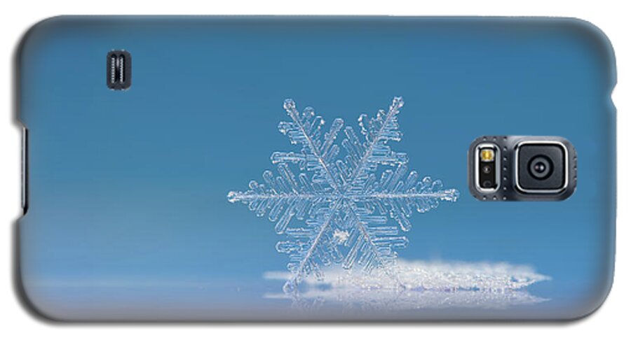 Snowflake Galaxy S5 Case featuring the photograph Snowflake photo - Cloud number nine by Alexey Kljatov