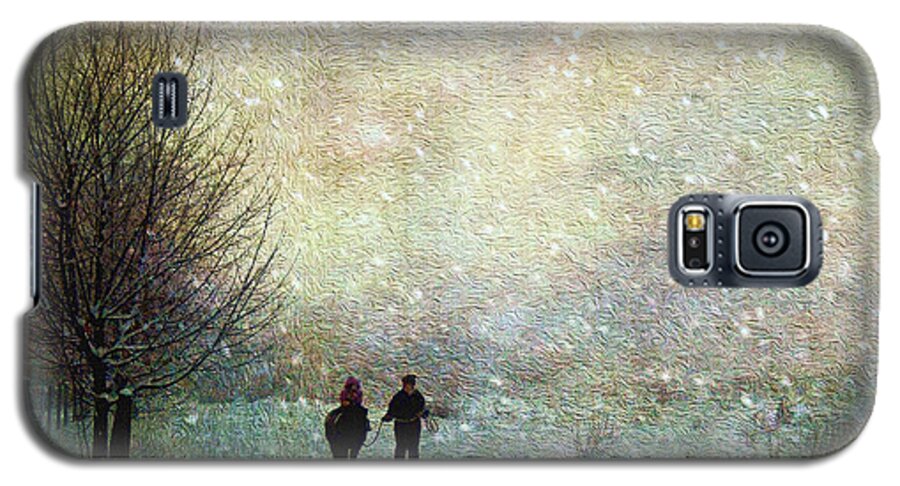 Fog Galaxy S5 Case featuring the photograph Back to the Barn by Kathy Bassett