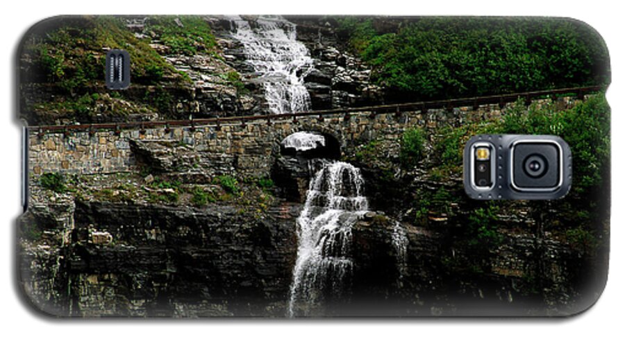 Waterfall.water Galaxy S5 Case featuring the photograph Bird Woman Falls Bridge by Joseph Noonan