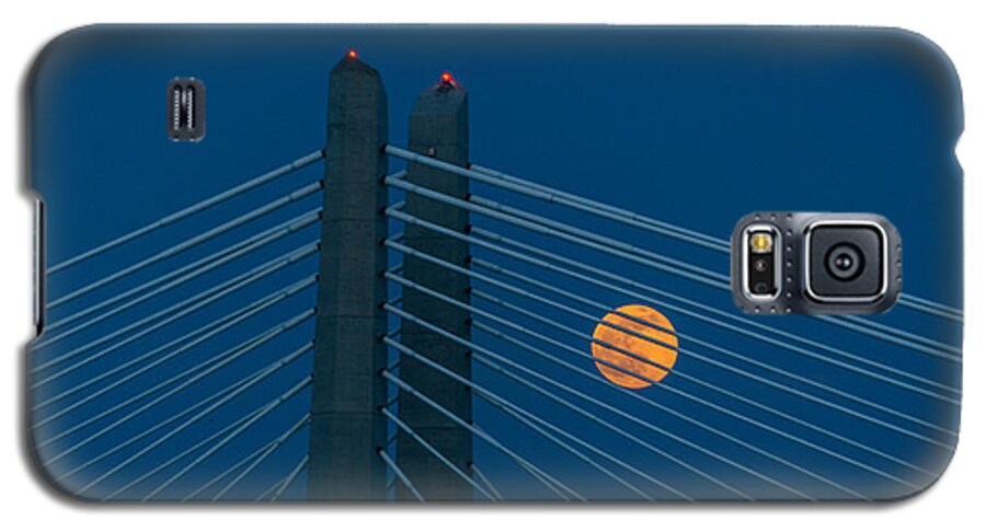 Moon Galaxy S5 Case featuring the photograph Bridge Moon by Jerry Cahill
