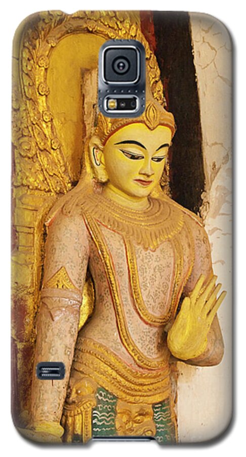 Pagan Galaxy S5 Case featuring the photograph Burma_d2257 by Craig Lovell