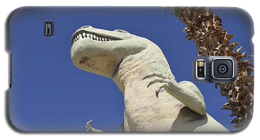Dinosaur Galaxy S5 Case featuring the photograph Cabazon Dinosaur by Erik Burg