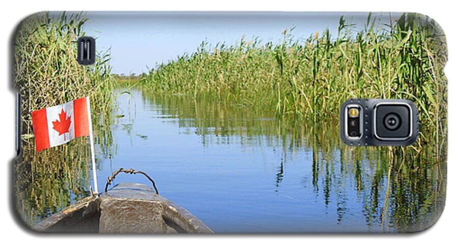 Okavango Galaxy S5 Case featuring the photograph Canadians in Africa by Betty-Anne McDonald