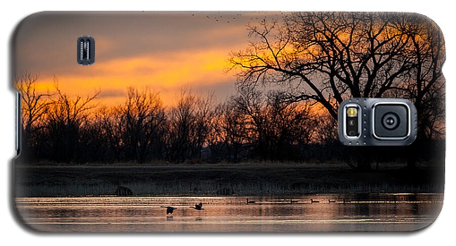 Sunset Galaxy S5 Case featuring the photograph Canadians Under the Radar by Jeff Phillippi