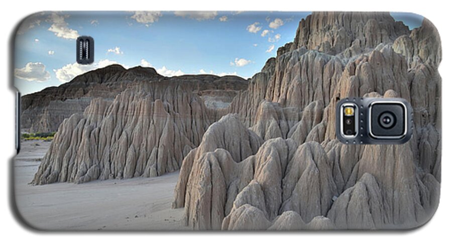 Cathedral Gorge State Park Galaxy S5 Case featuring the photograph Cathedral Gorge State Park by Ray Mathis