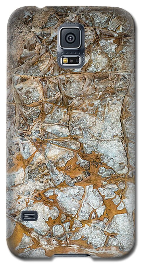  Galaxy S5 Case featuring the photograph Cave Abstraction.... by Paul Vitko