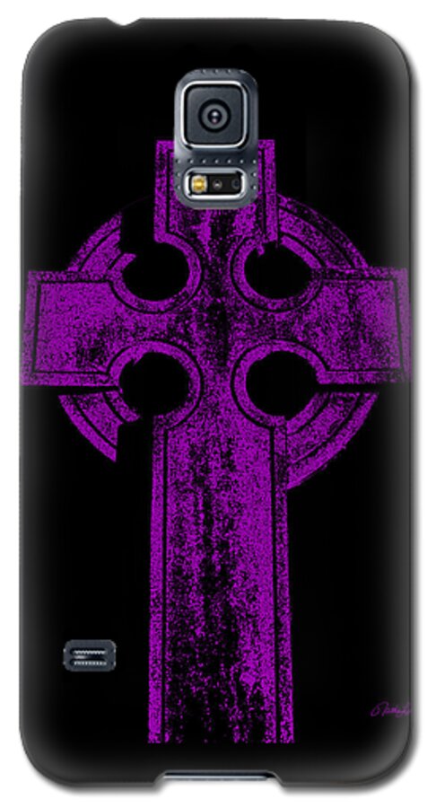 Galaxy S5 Case featuring the photograph Celtic Cross by Nathan Little