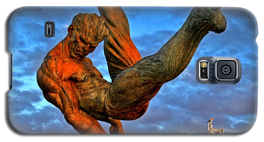 Gymnastics Galaxy S5 Case featuring the photograph Centennial Park Statue 001 by George Bostian