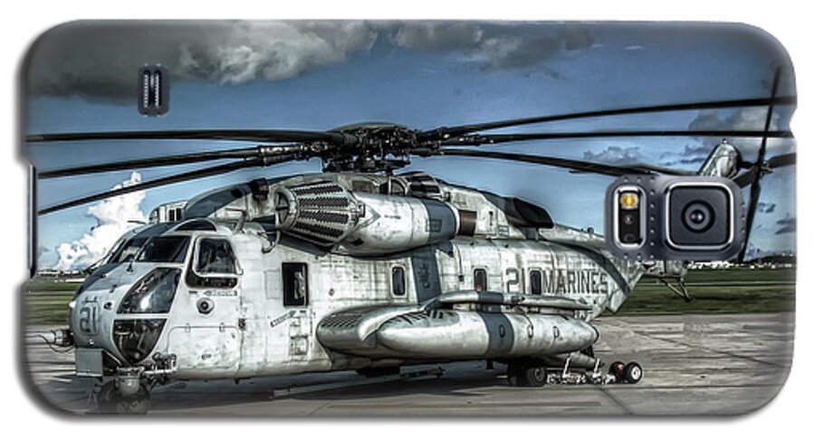 Ch-53 Galaxy S5 Case featuring the photograph CH-53 Super Stallion by Ryan Wyckoff