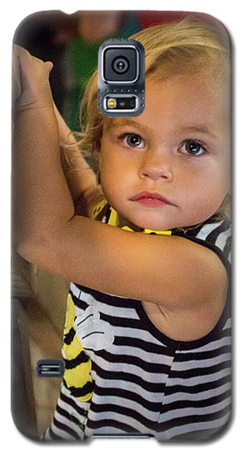 Bill Pevlor Galaxy S5 Case featuring the photograph Child In the Light by Bill Pevlor